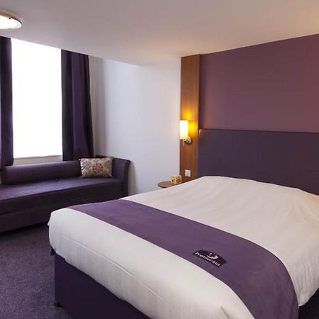 Premier Inn Leamington Spa Town Centre Exteriör bild