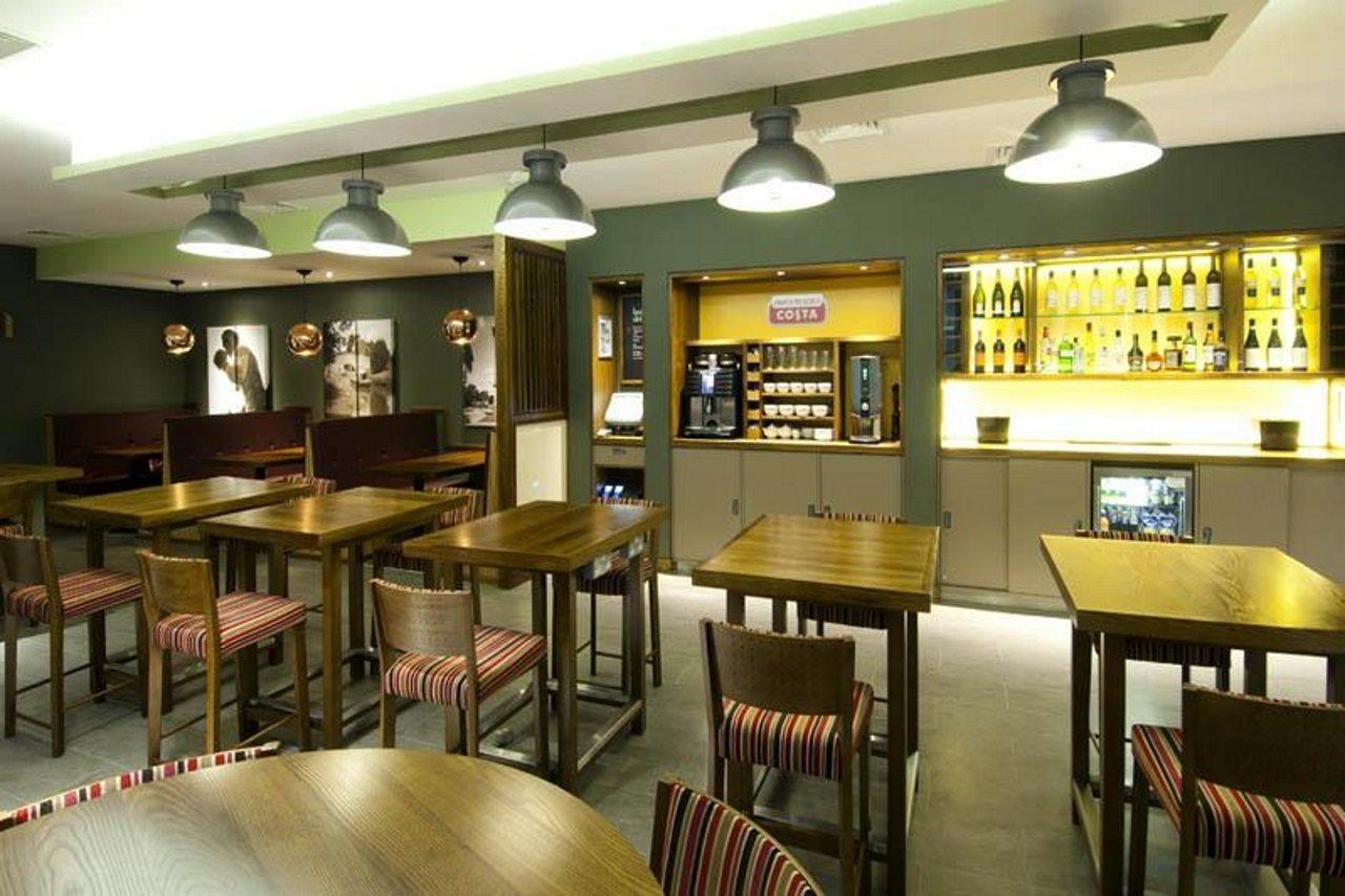 Premier Inn Leamington Spa Town Centre Exteriör bild